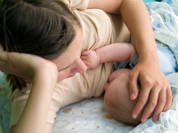 breastfeeding lying on your side