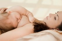 breastfeeding lying on your back